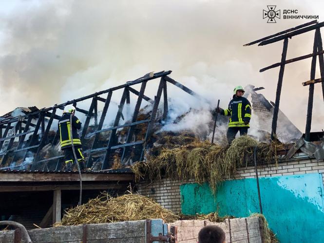 Новини Вінниці - фото з Рятувальники борються з вогнем: 16 пожеж за добу сталися на Вінниччині