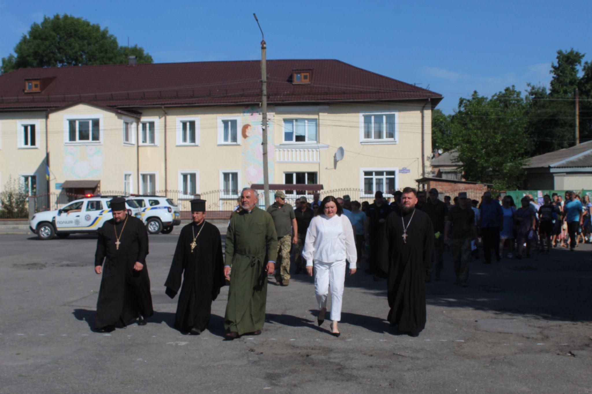 Новини Козятина - фото з На День міста відкрили Дошку пам’яті та Алею Слави
