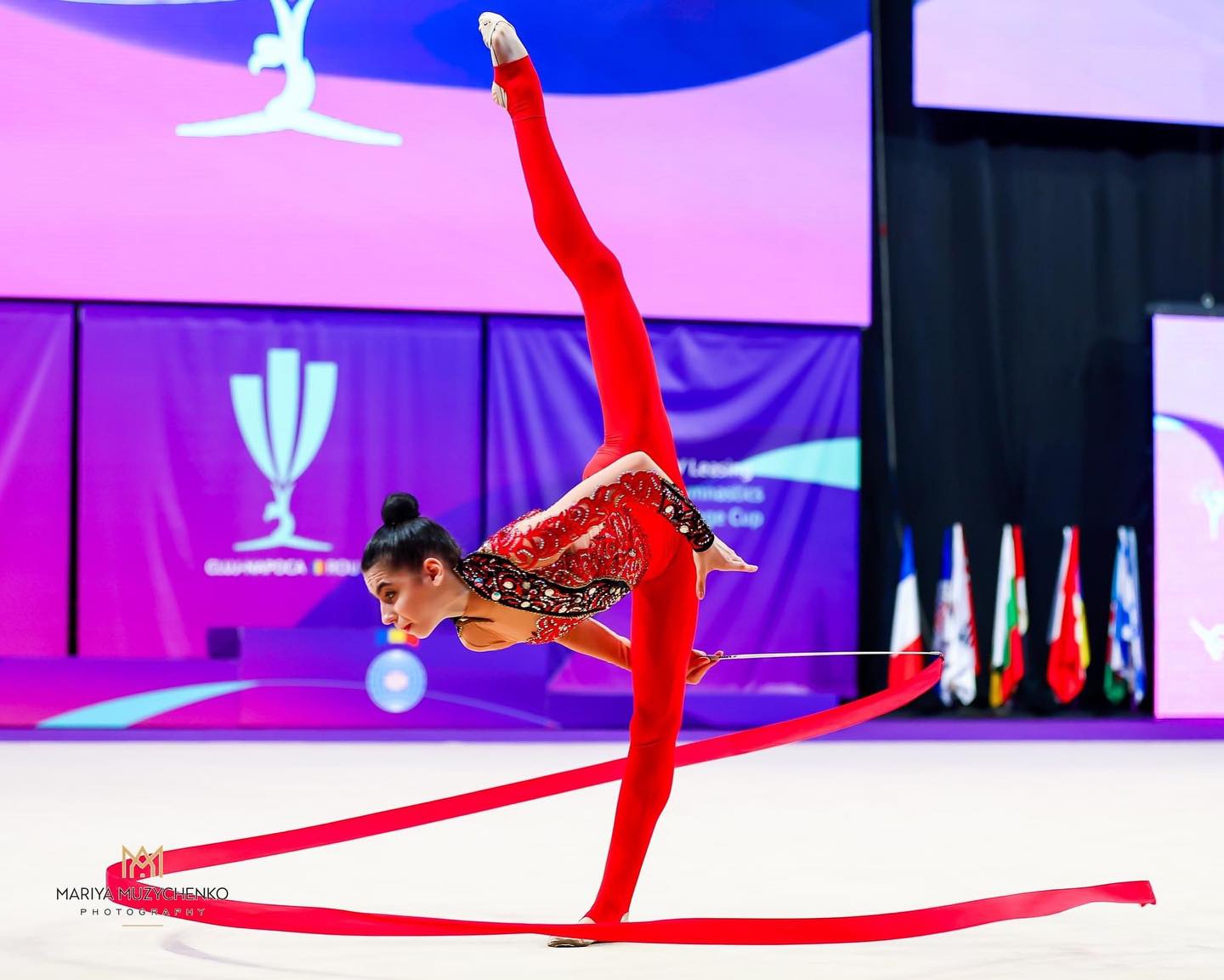 Новини Вінниці - фото з Вінницька гімнастка Лейла Юсіфзаде дебютувала на Світовому Кубку виклику