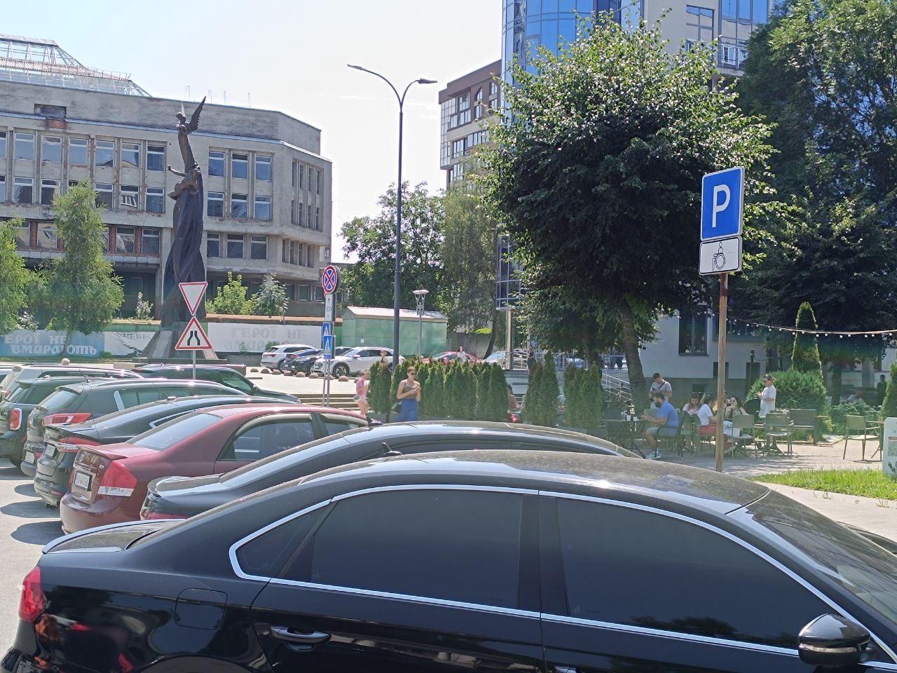 Немає опису.