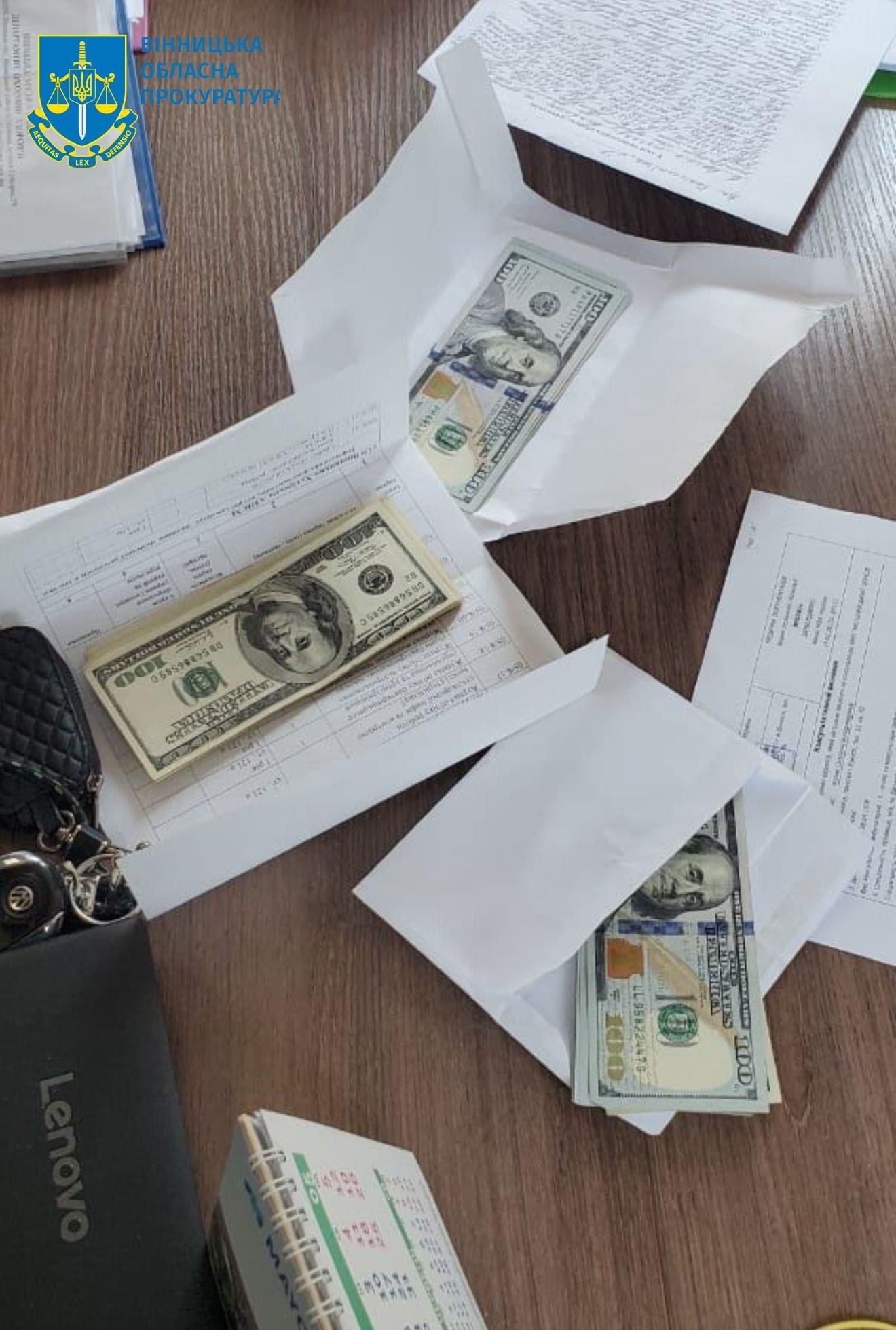 Новини Вінниці - фото з Група інвалідності за 40 тисяч: на Вінниччині керівника медичного центру взяли на хабарі