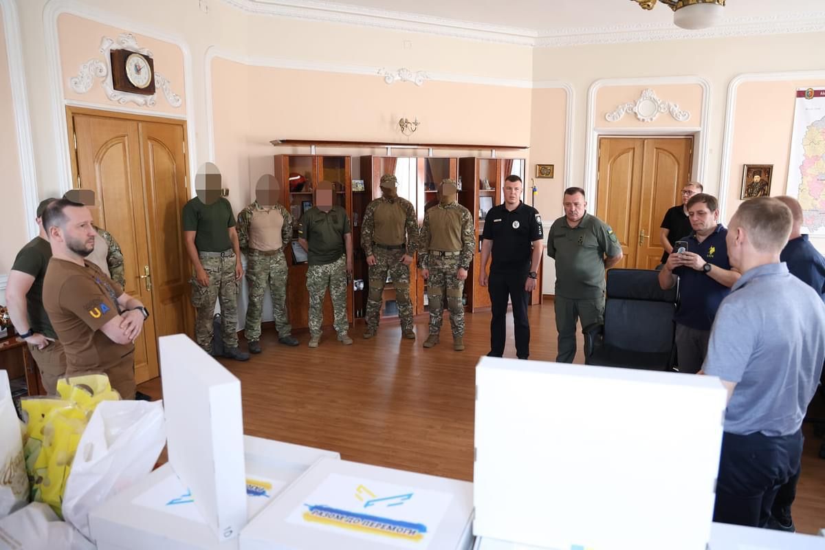 Новини Хмельницького - фото з Понад 2 мільйони гривень та десятки FPV-дронів: Благодійна фундація родини Табалових передала чергову допомогу війську (новини компаній)