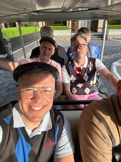 Новини Тернополя - фото з VIP Тернопіль та ВІА «Кіп’яток» — «Смайлик Какаха»: комічна історія кохання в новій пісні