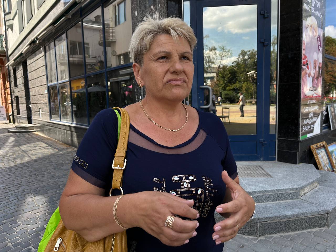 Новини Тернополя - фото з Тисячі гривень у платіжках та зіпсована техніка: як тернополяни підлаштовуються до життя без світла