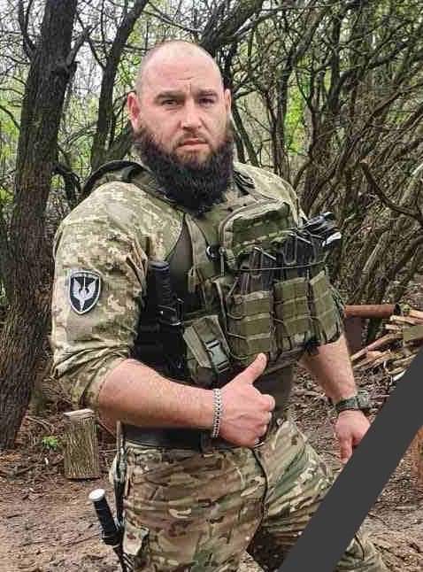 На зображенні може бути: 1 особа та борода