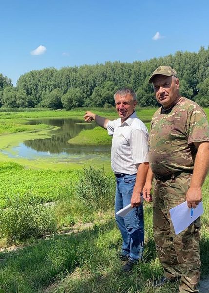 Новини Житомира - фото з На території Баранівської громади екологи виявили несправну гідроспоруду, через яку погіршується екологічна ситуація на річці Смолка