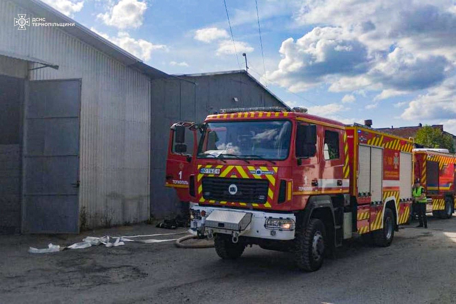 Новини Тернополя - фото з У Тернополі горів склад на території колишнього комбайнового заводу