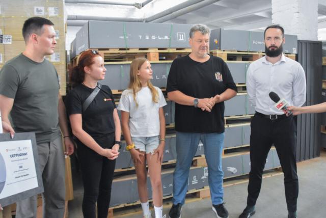 Новини Житомира - фото з Житомирщина отримала 150 систем енергозбереження в рамках проєкту «Power for Heath». ФОТО. ВІДЕО