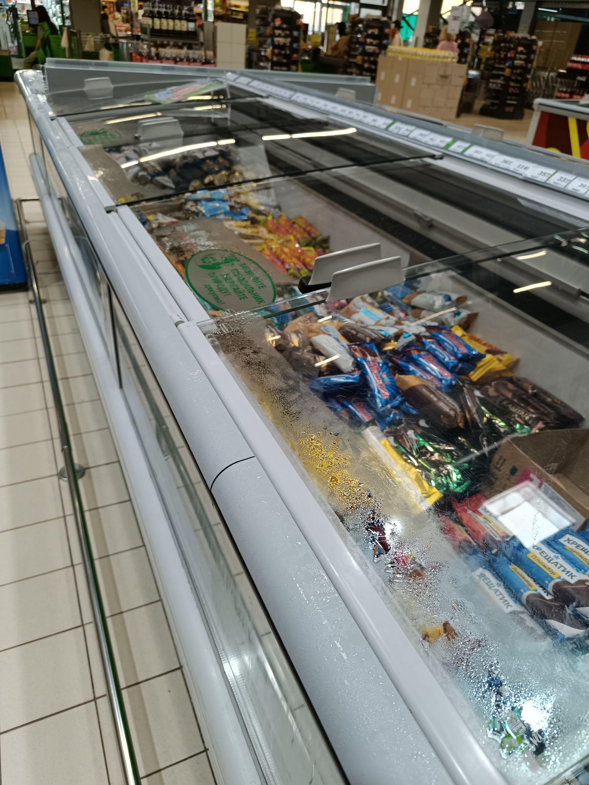 Новини Тернополя - фото з Як зберігають заморожені продукти у магазинах під час відключення світла: «20 хвилин» перевірили