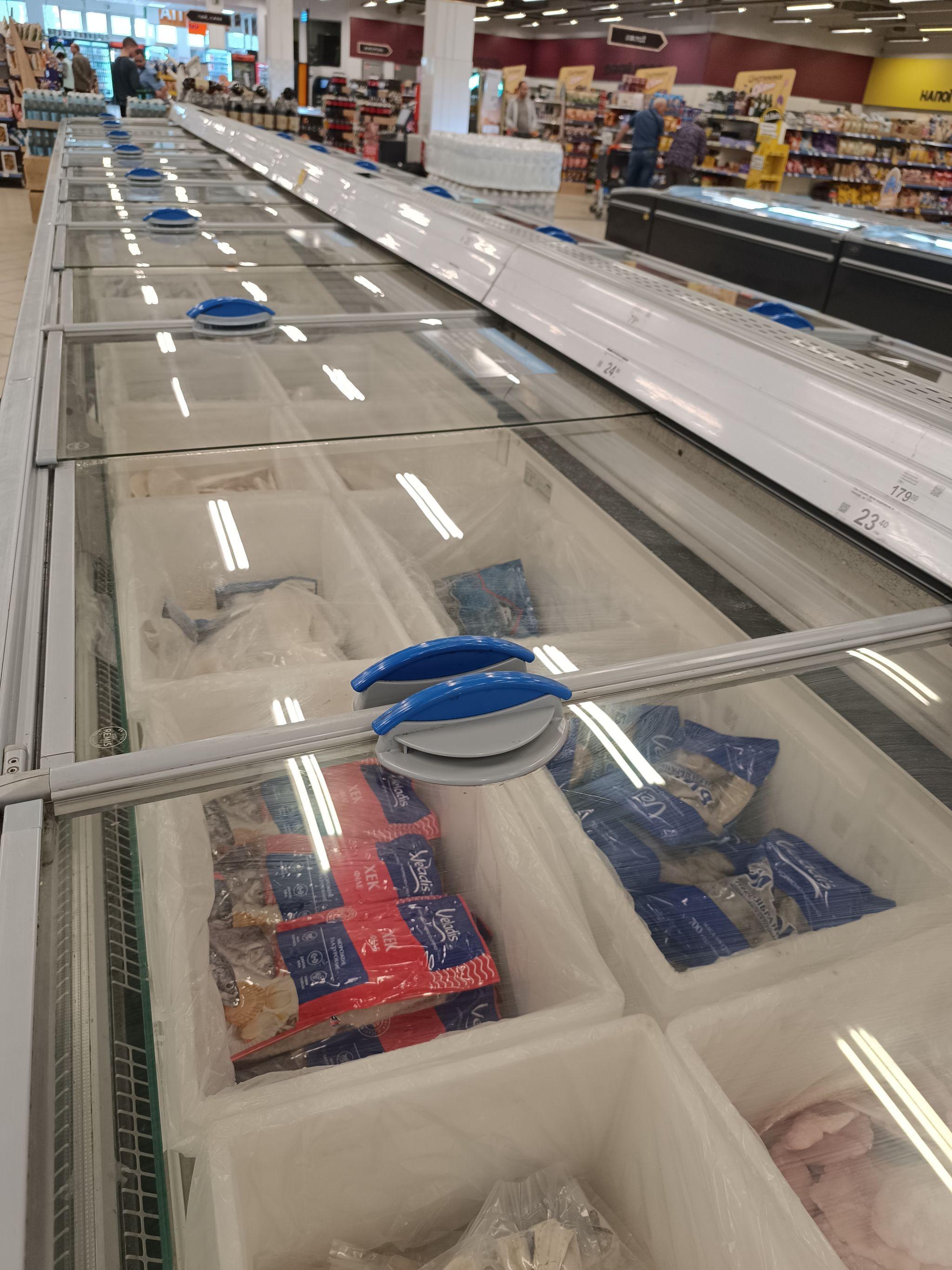 Новини Тернополя - фото з Як зберігають заморожені продукти у магазинах під час відключення світла: «20 хвилин» перевірили