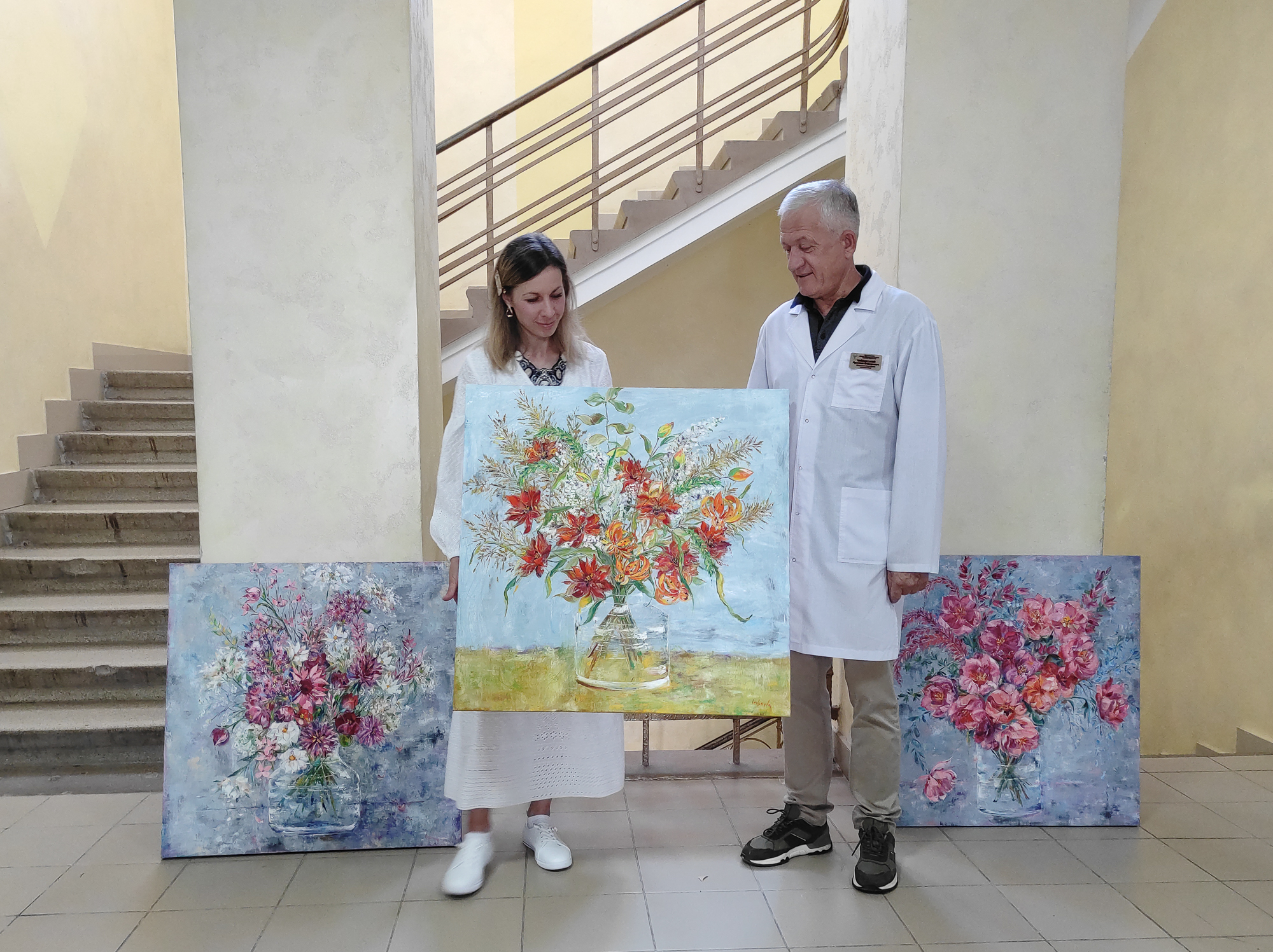 Новини Тернополя - фото з У Лікарні швидкої допомоги пацієнтів лікуватимуть мистецтвом Можливо, це художній твір 2 людей