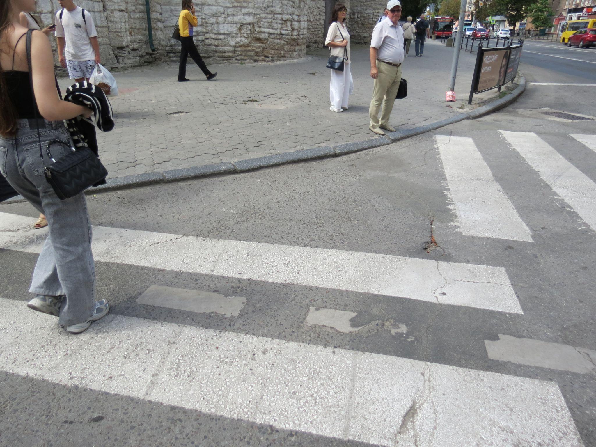Новини Тернополя - фото з На пониження тротуарів у Тернополі можуть витратити понад 8 млн: «20 хвилин» дізнались подробиці