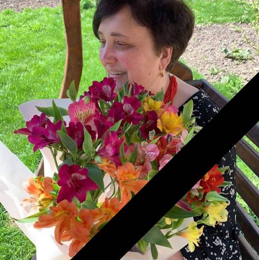 Новини Тернополя - фото з Не стало вчительки з Тернопільщини, яка навчала географії На зображенні може бути: 1 особа та квітка