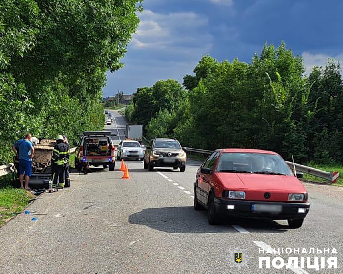 поліція розшукує свідків смертельної дтп на автошляху виступовичі - житомир – могилів - подільський