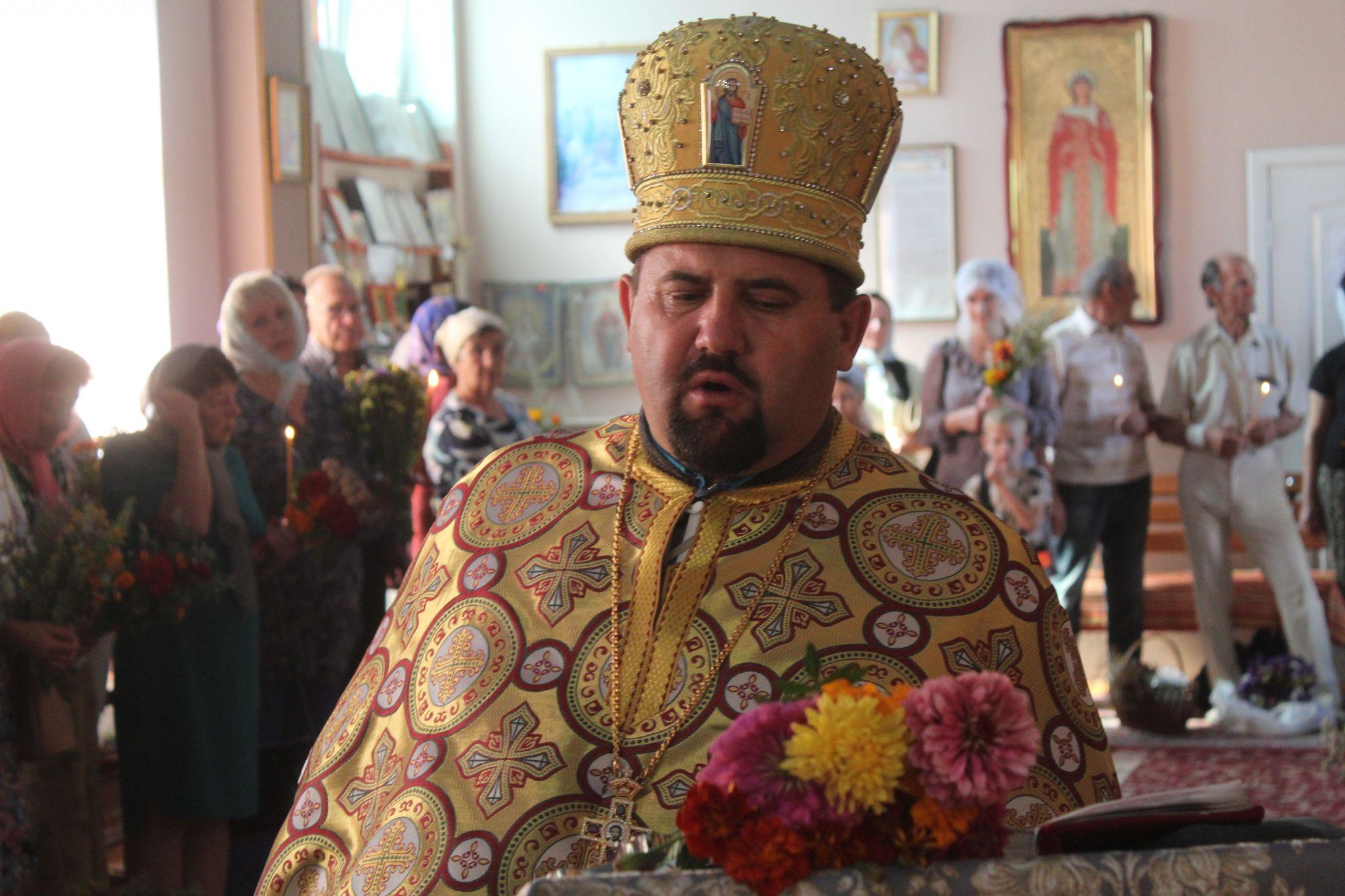 Новини Козятина - фото з На Медовий Спас в храмі Покрови розповіли, які рослини, що символізують