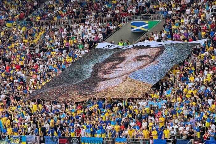 Новини Вінниці - фото з «Їм могли назавжди заборонити ходити на футбол». Як організували банер з «Грєнкою» на Євро-2024