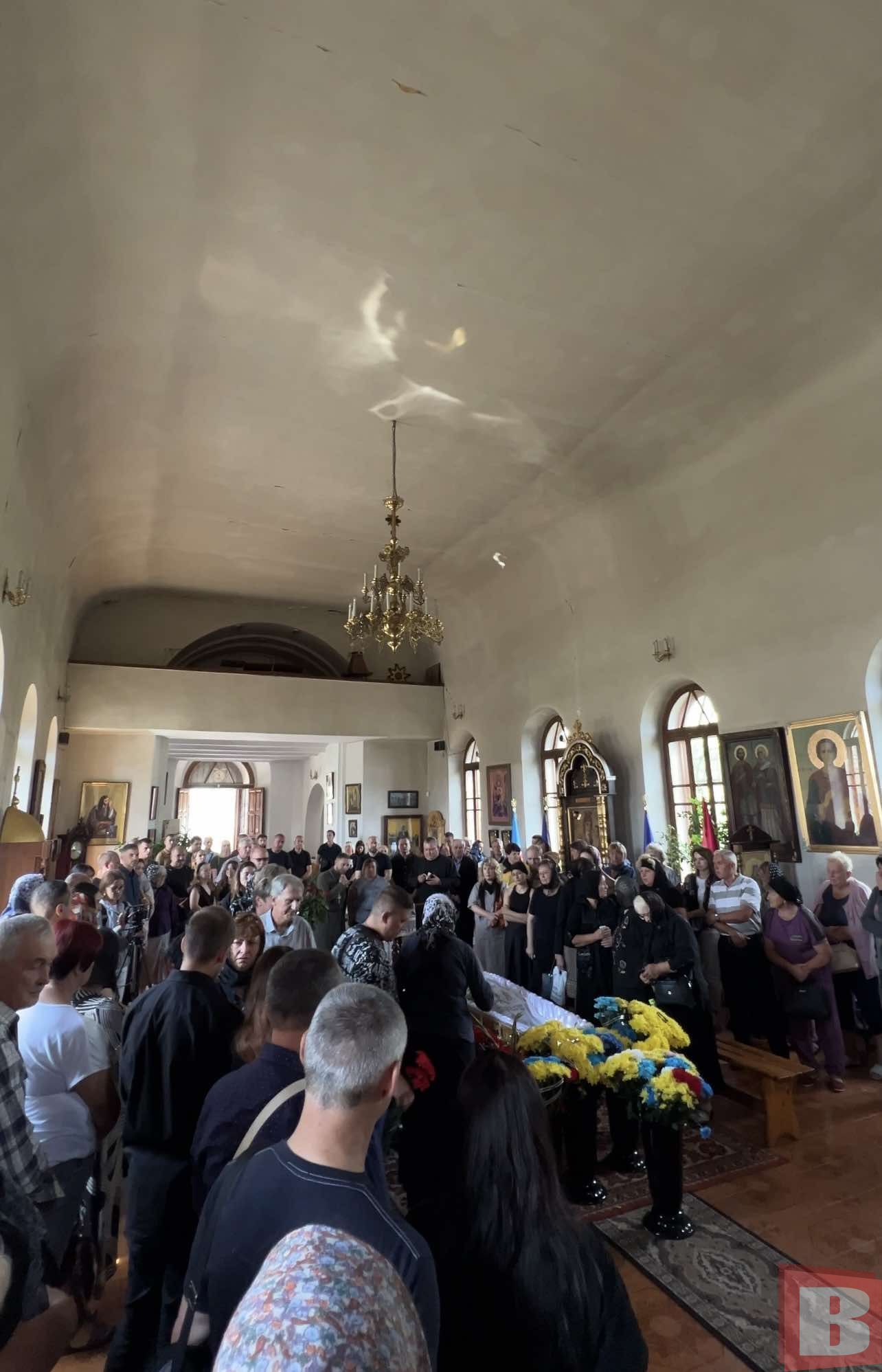 Новини Хмельницького - фото з Залишилося двоє дітей: у Хмельницькому попрощалися із Дмитром Шаховалом