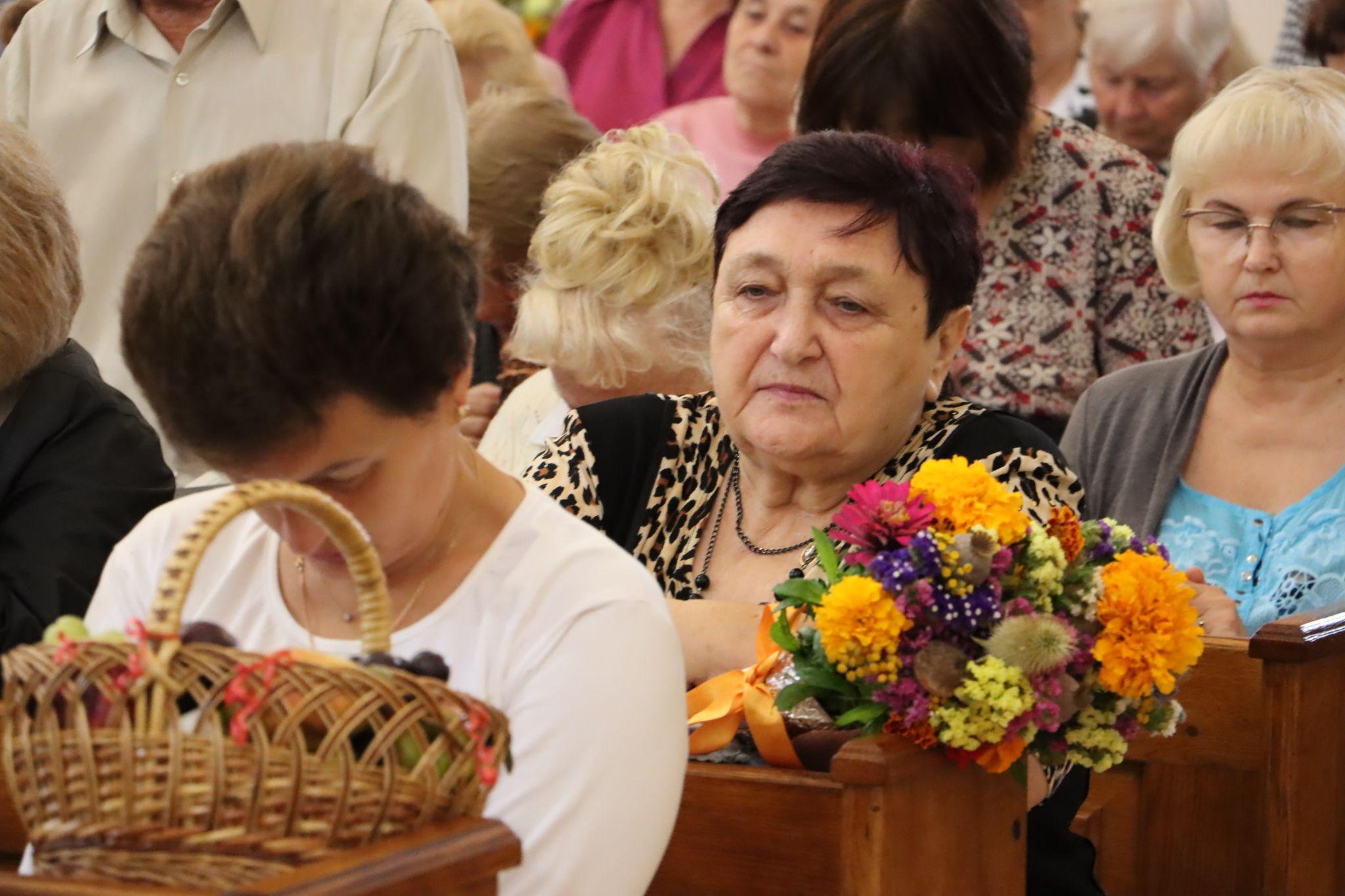 Новини Тернополя - фото з Як тернополяни освячували кошики на Спаса: репортаж з місцевих храмів