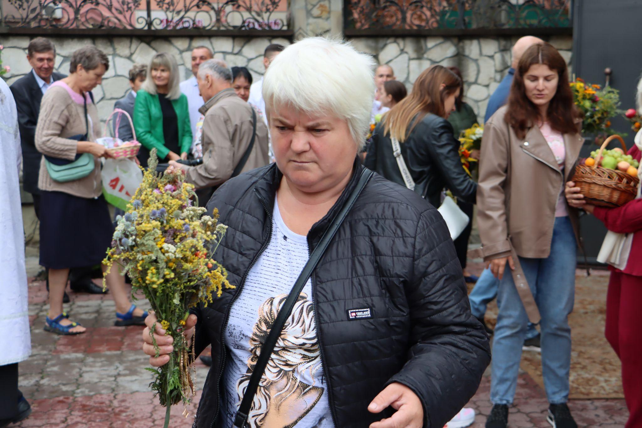 Новини Тернополя - фото з Як тернополяни освячували кошики на Спаса: репортаж з місцевих храмів