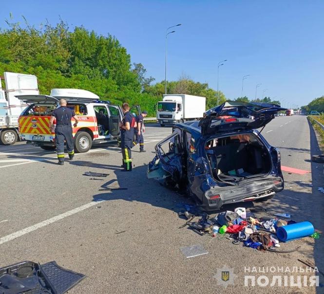 Новини Вінниці - фото з Смертельна ДТП під Вінницею: серед постраждалих троє дітей
