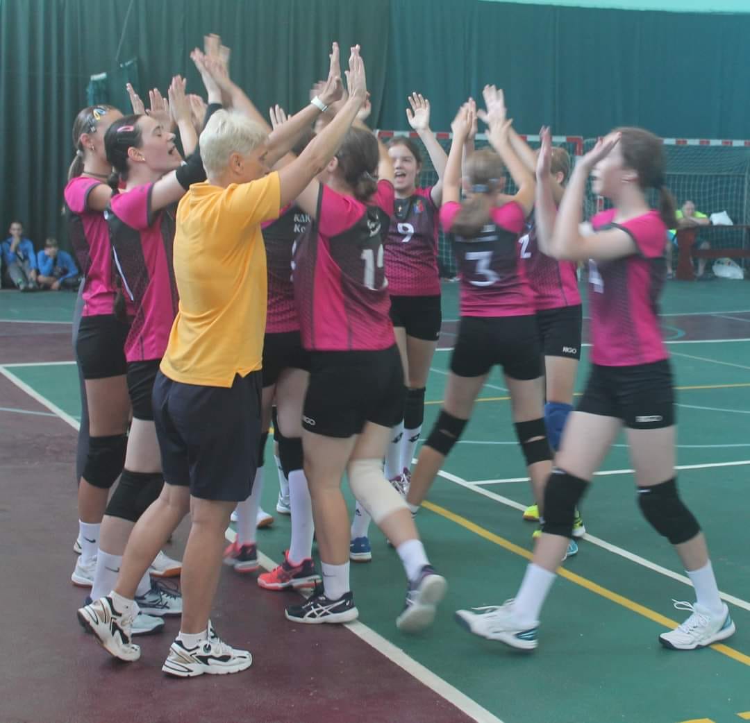 Новини Козятина - фото з У Берегове козятинські волейболісти борються за титул кращої команди ВФСТ «Колос»