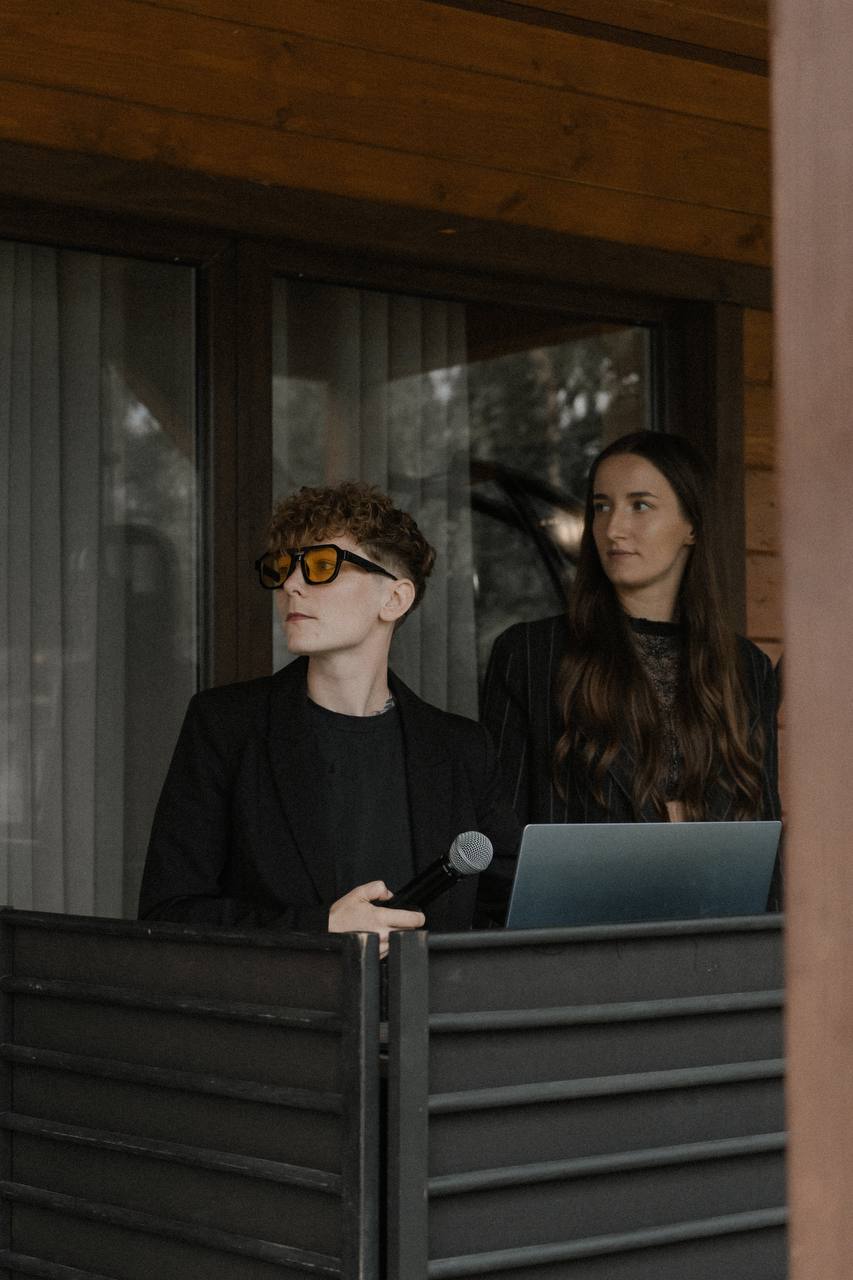 Новини Хмельницького - фото з Віка та Яна з Кам'янця, які хочуть одружитися: «Ми звичайна українська сім’я»