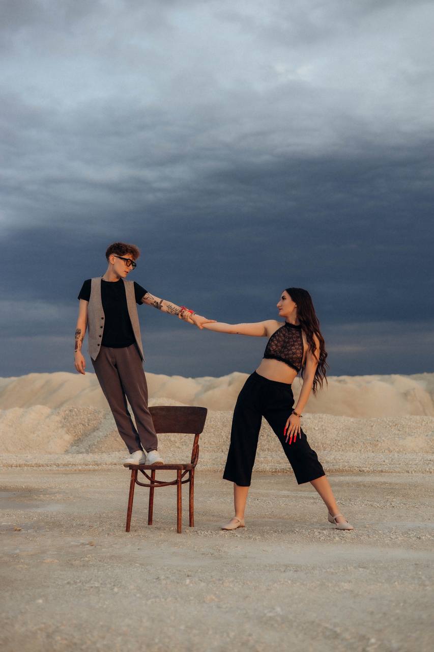 Новини Хмельницького - фото з Віка та Яна з Кам'янця, які хочуть одружитися: «Ми звичайна українська сім’я»