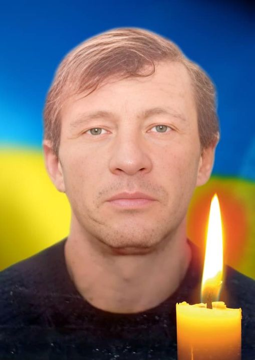 Новини Тернополя - фото з Тернопільщина прощається з загиблими героями Петром Петруком та Павлом Мар'яшем На зображенні може бути: 1 особа