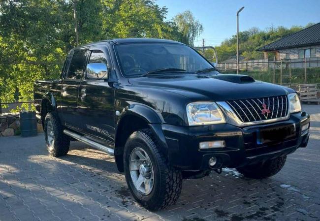 Новини Вінниці - фото з Вінницька митниця передала українським захисникам пікап