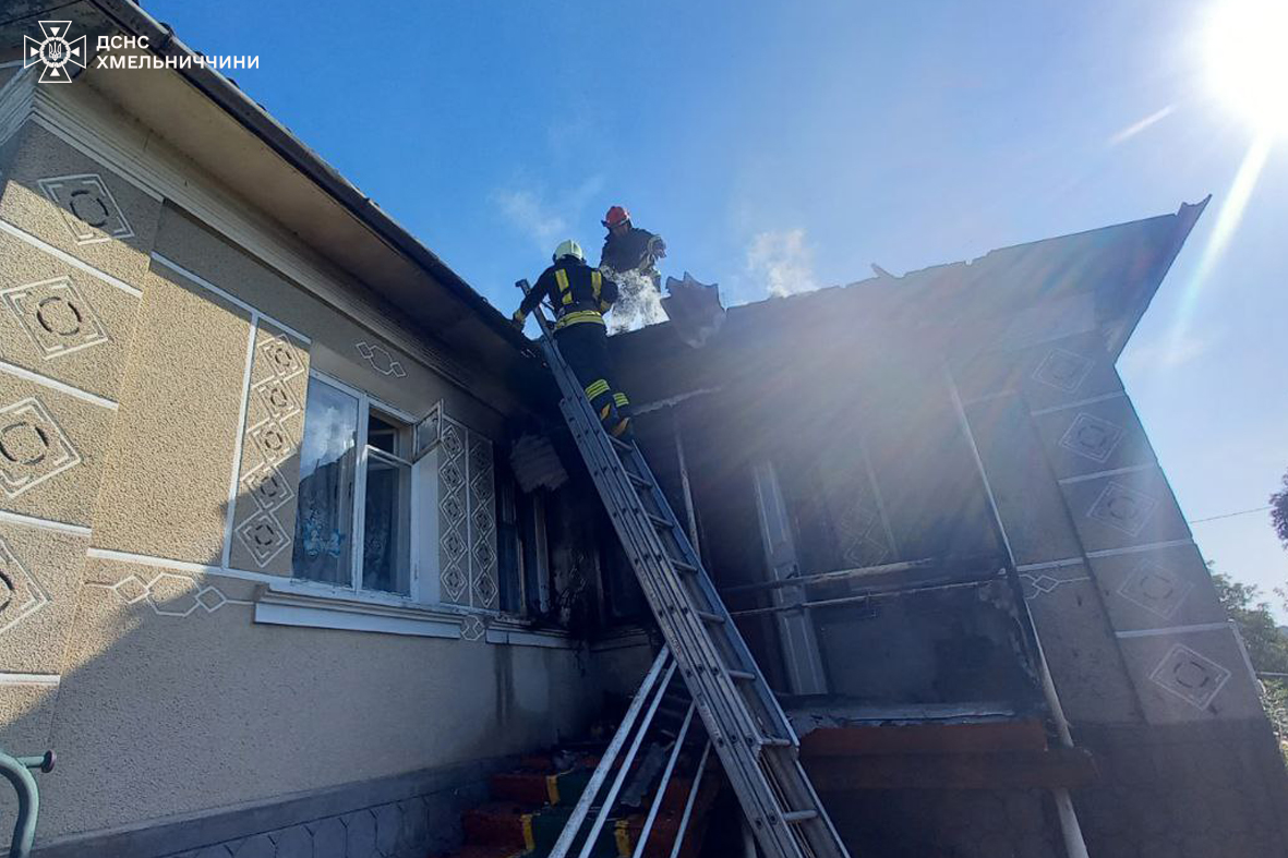Новини Хмельницького - фото з У Хмельницькому районі через необережне куріння ледь не згорів чоловік
