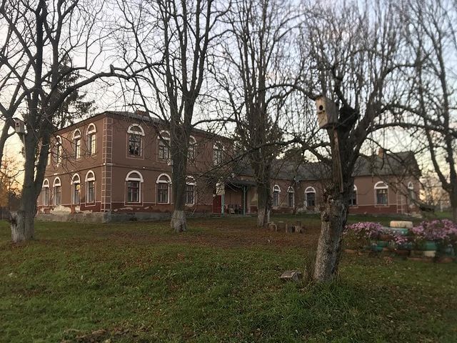 Новини Вінниці - фото з Від дворянської садиби до сільської школи: історія маєтку в Луці-Барській