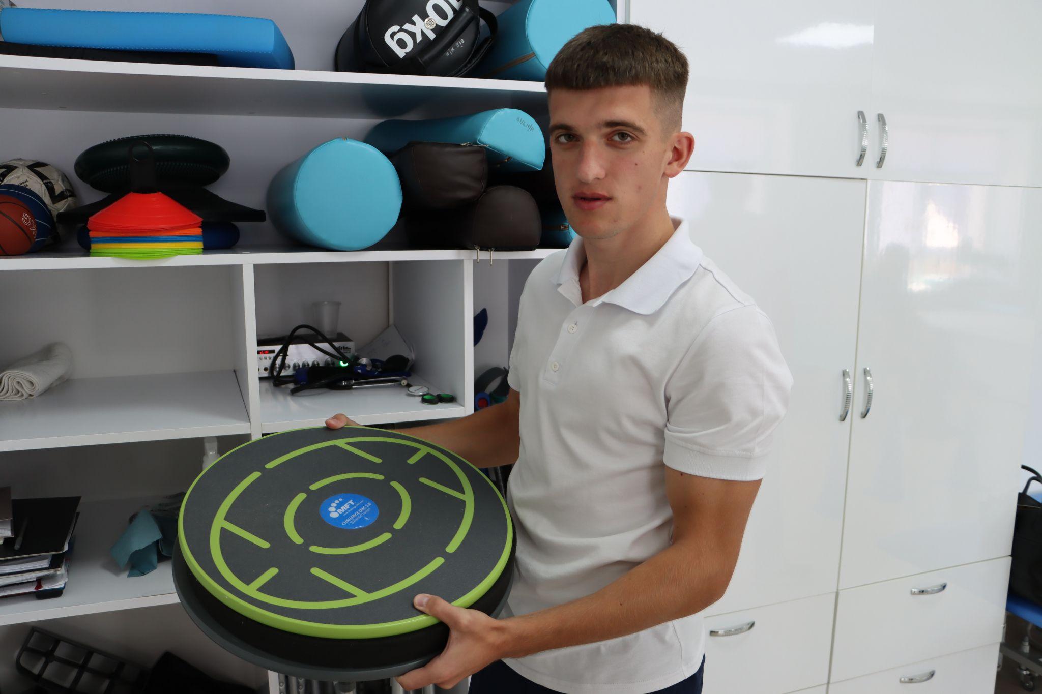 Новини Тернополя - фото з «Знайти фахівця із досвідом – це джекпот». Де шукати та що повинні вміти реабілітологи в Україні?