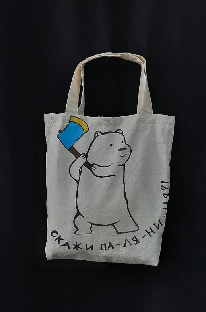 Новини Тернополя - фото з Рукоділля — це модно: творять для душі і ЗСУ