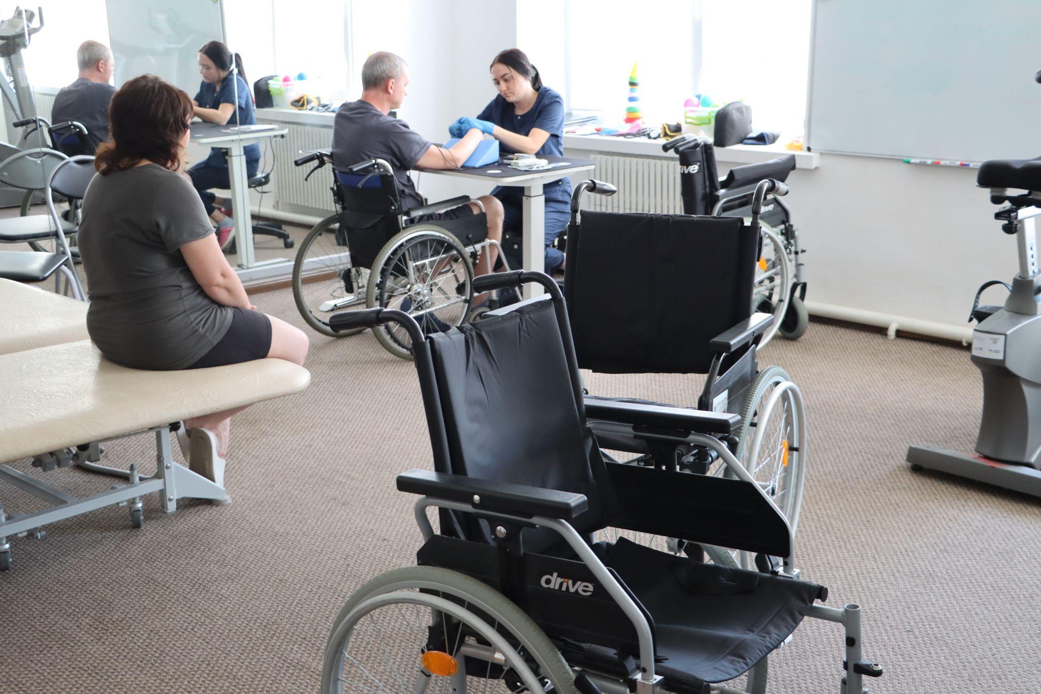 Новини Тернополя - фото з «Знайти фахівця із досвідом – це джекпот». Де шукати та що повинні вміти реабілітологи в Україні?