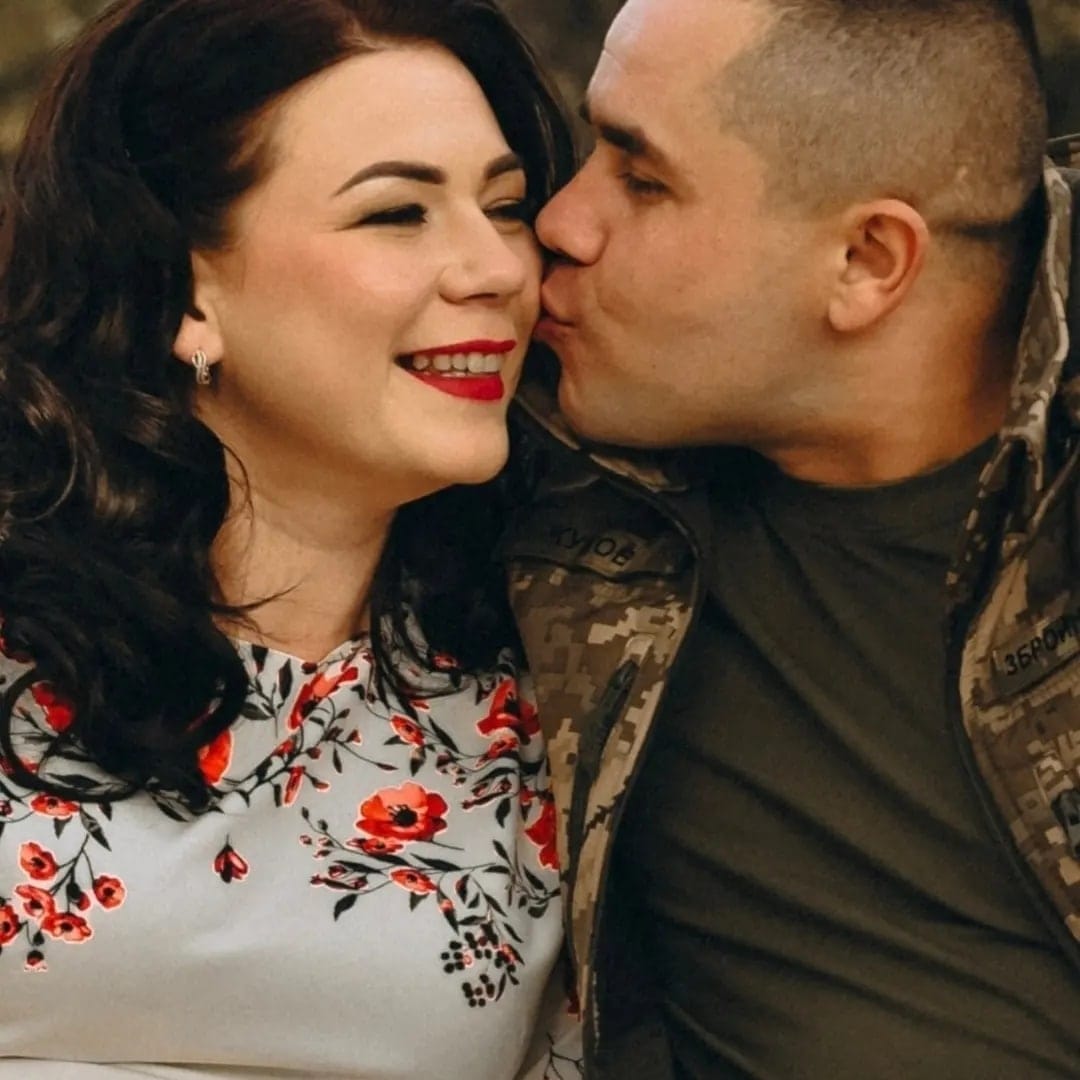 Новини Вінниці - фото з «Така красива пара — хоч у кіно знімай»: після загибелі чоловіка у його бригаді служить дружина