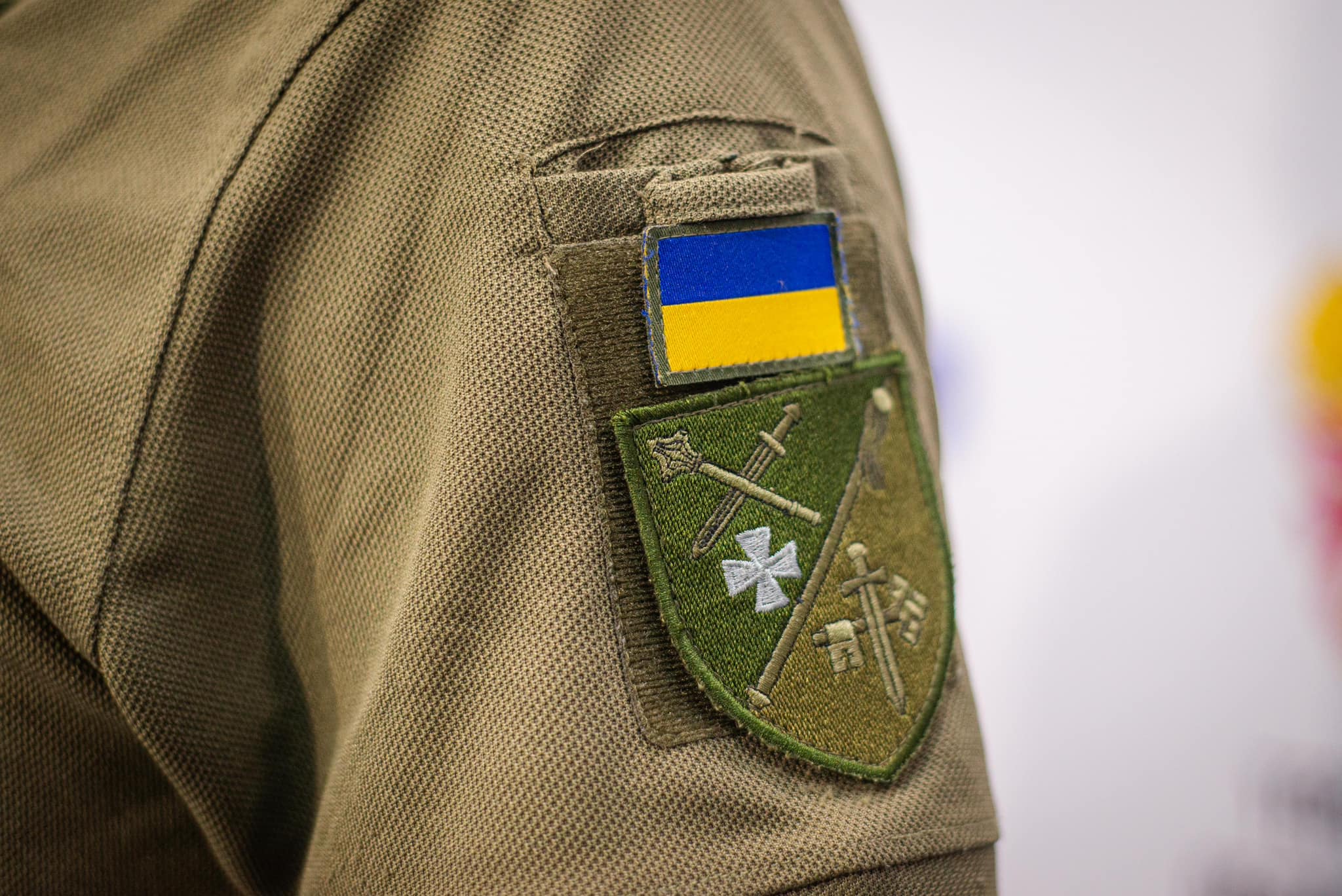 Новини Тернополя - фото з Економічне бронювання: Кабмін назвав з якою зарплатою військовозобов'зані можуть на нього розраховувати Немає опису світлини.