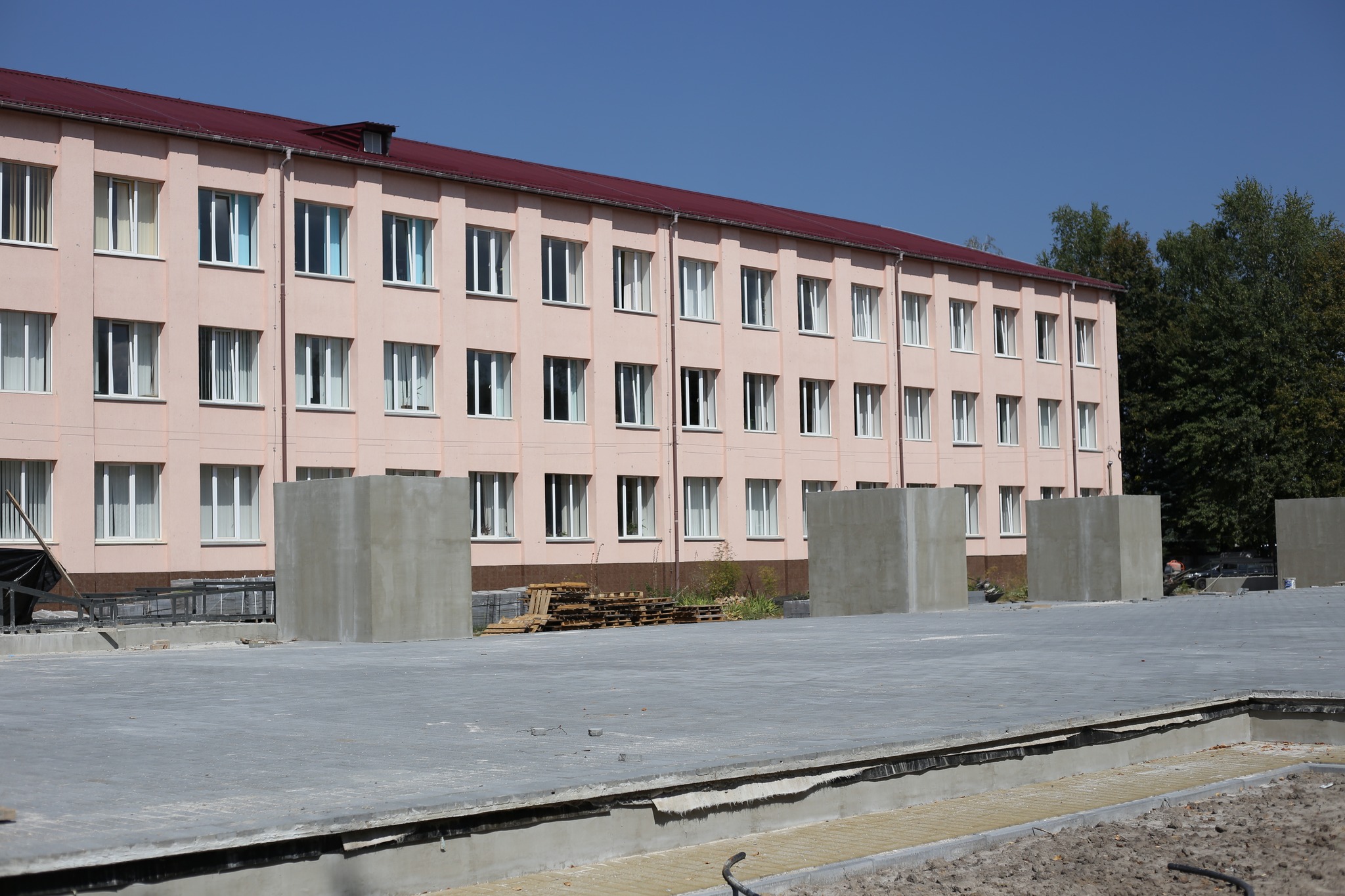 Новини Хмельницького - фото з На Хмельниччині добудовують одне із найбільших укриттів області: скільки коштувало та яка місткість