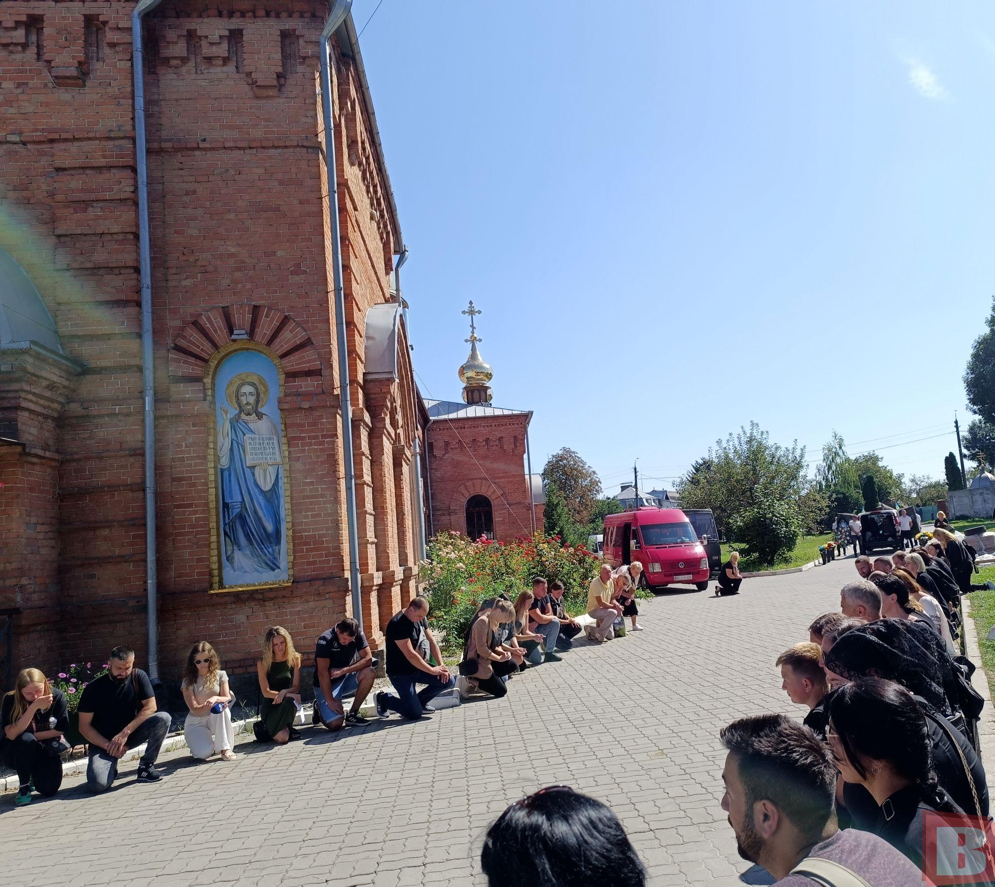 Новини Хмельницького - фото з Хмельницький попрощався з 40-річним воїном Вадимом Шушварем
