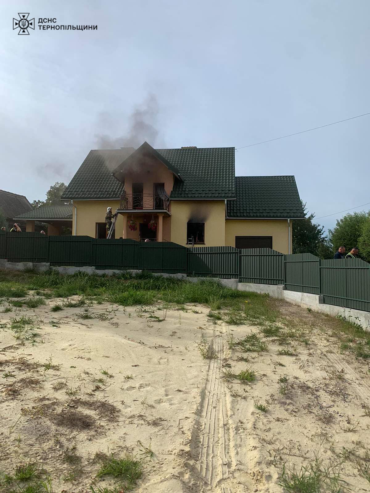 Новини Тернополя - фото з У Почаєві горів житловий будинок