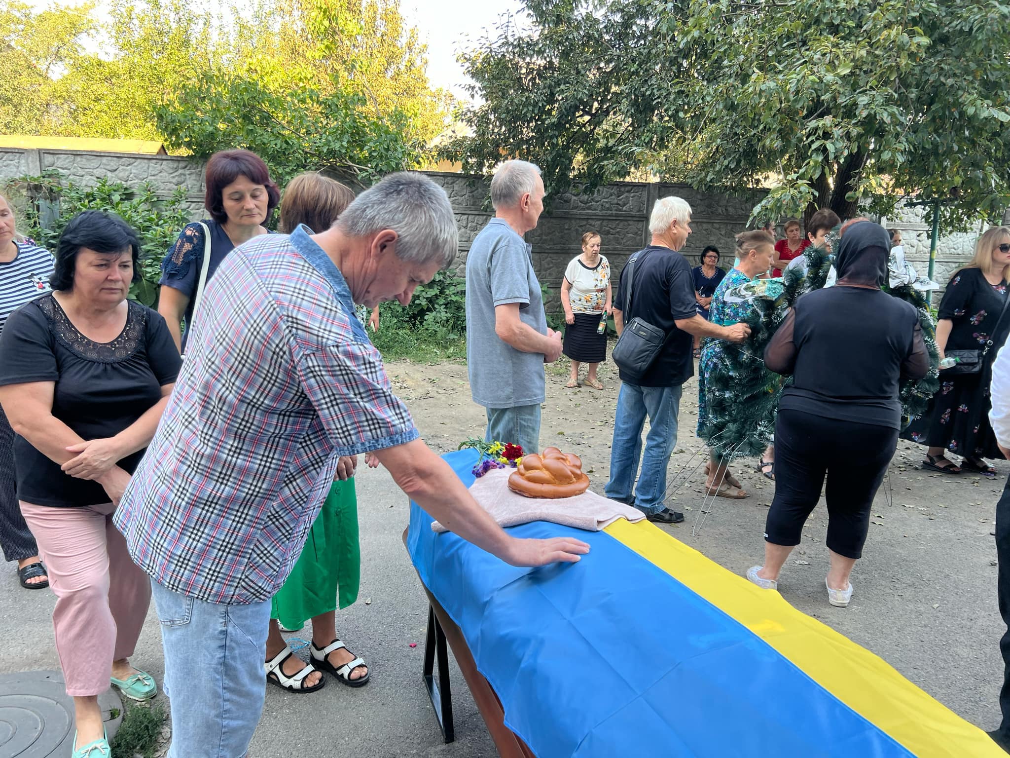 Новини Вінниці - фото з Від сьогодні мав бути у відпустці. Вінниця попрощалася із загиблим під Донецьком захисником