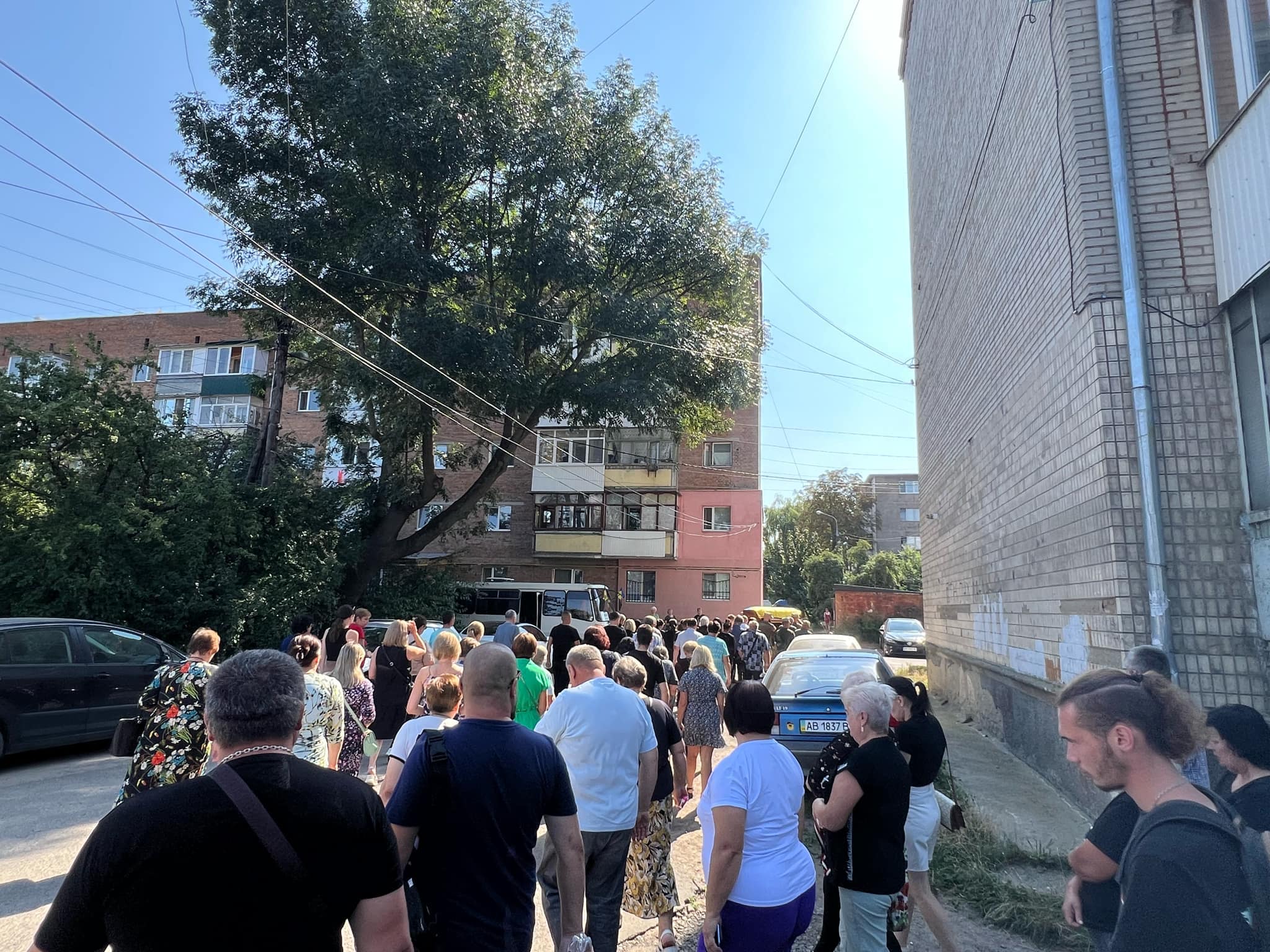 Новини Вінниці - фото з Від сьогодні мав бути у відпустці. Вінниця попрощалася із загиблим під Донецьком захисником