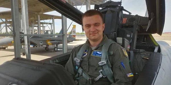 Новини Хмельницького - фото з Під час масованого обстрілу України загинув льотчик з Хмельниччини Олексій Месь