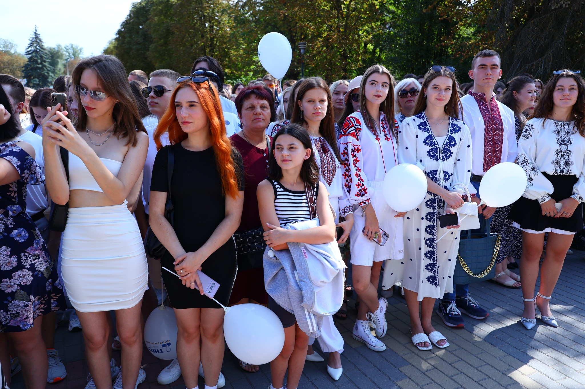 На зображенні може бути: 8 людей