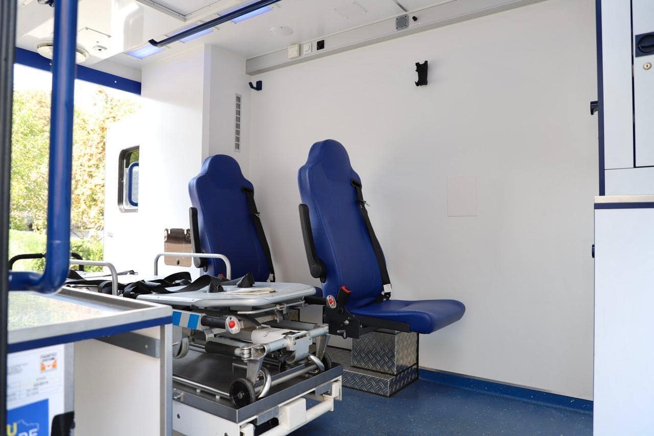 Новини Хмельницького - фото з На Хмельниччині передали новий реанімобіль для Сил спеціальних операцій