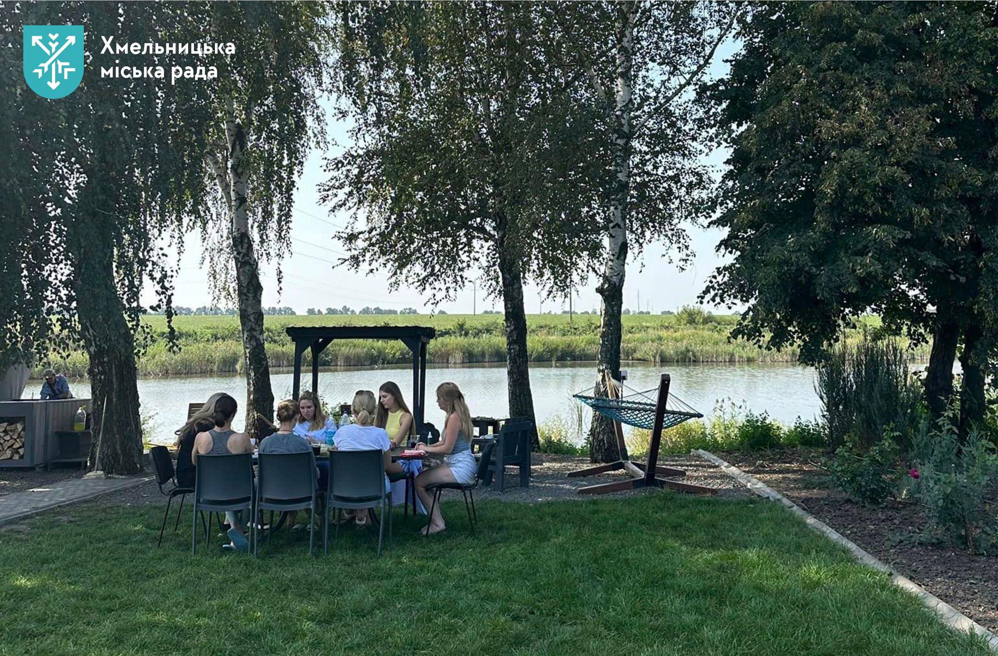 Новини Хмельницького - фото з У Хмельницькому відбувся перший ретрит для дружин загиблих захисників