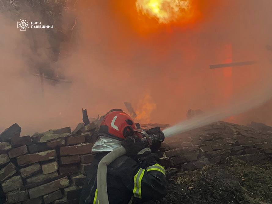Новини Тернополя - фото з Ракетна атака по Львову: кількість загиблих зросла до семи, з них троє — діти