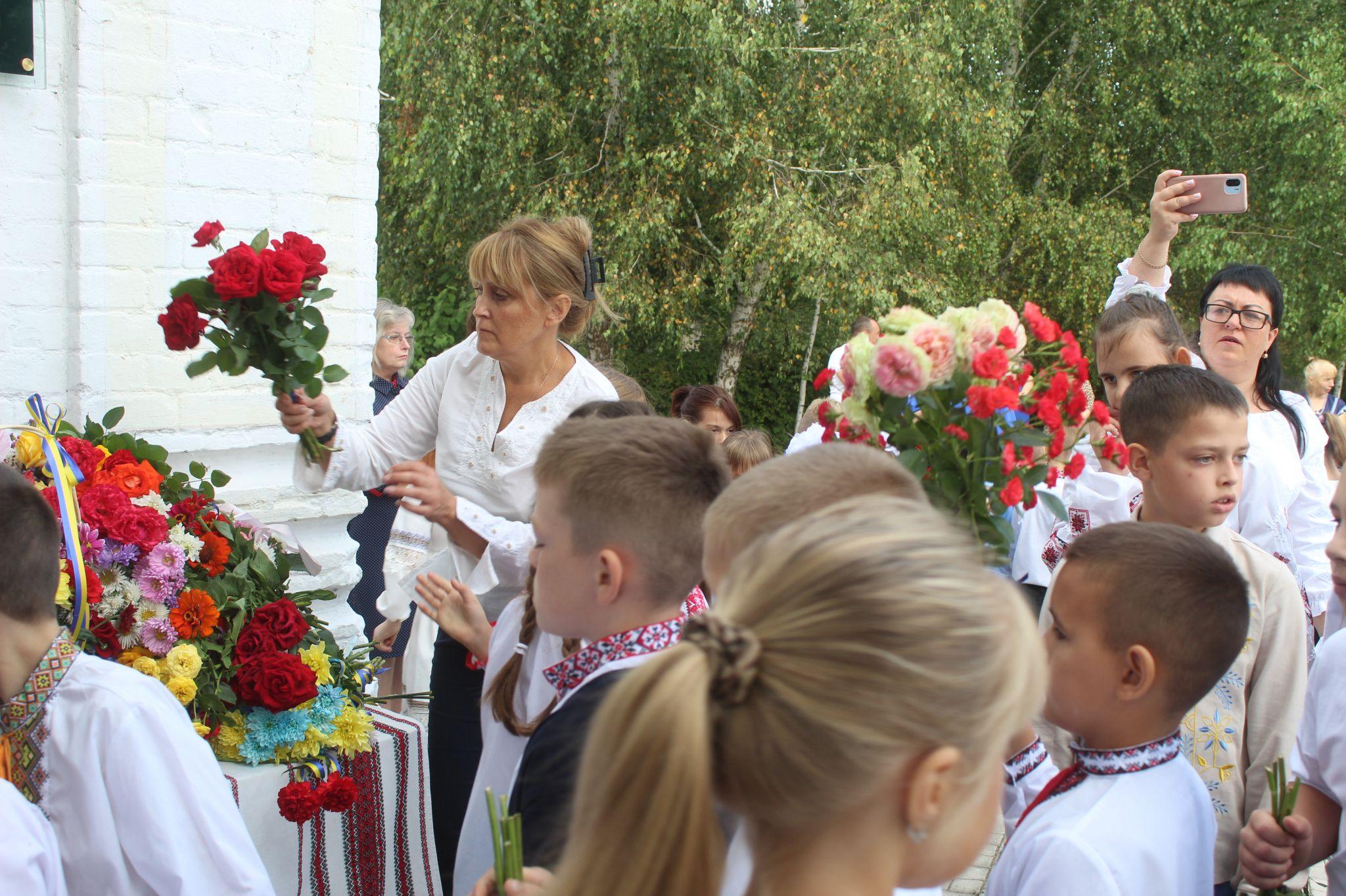 Новини Козятина - фото з У школі № 9 відкрили меморіальні дошки на честь двох Героїв