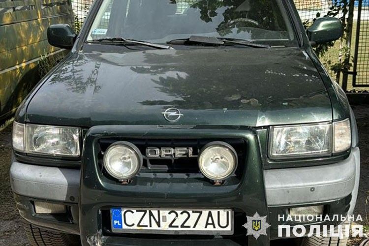 Новини Тернополя - фото з Працівника ТЦК із Кременеччини затримали через продаж автівок військовим, які мали безоплатно передати ЗСУ
