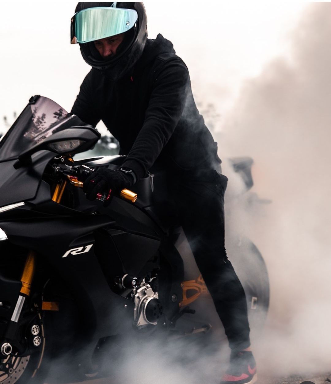 Новини Хмельницького - фото з Стоматолог і батько двох синів. Що відомо про мотоцикліста, який загинув у ДТП біля Кам’янця