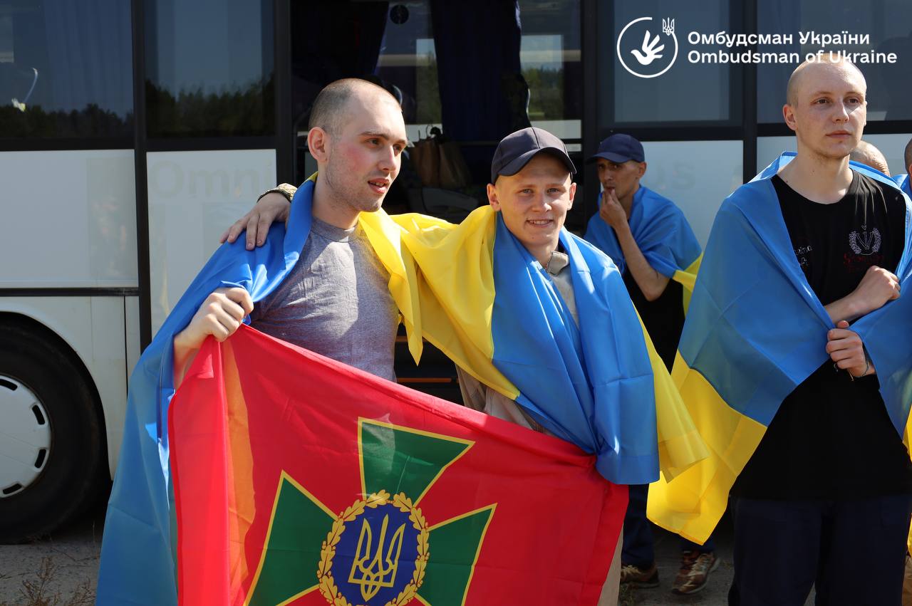 Новини Тернополя - фото з Україна повернула ще 103 воїнів з російського полону
